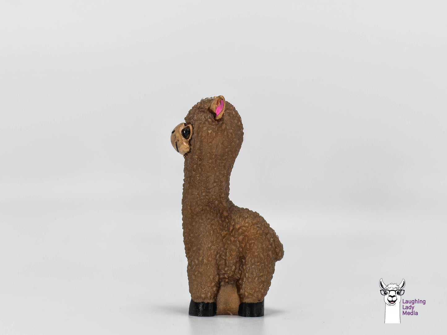 Handmade Gold Llama Cute Epoxy Resin Alpaca for Décor