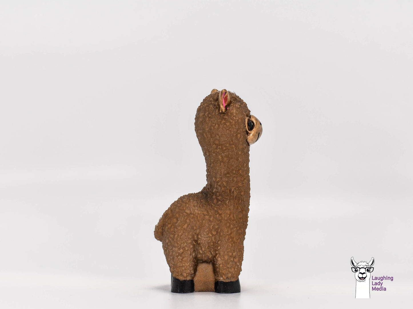 Handmade Gold Llama Cute Epoxy Resin Alpaca for Décor